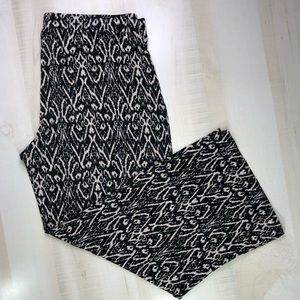 Travelers By Chico’s Pants, (Chico’s 2) so comfy!